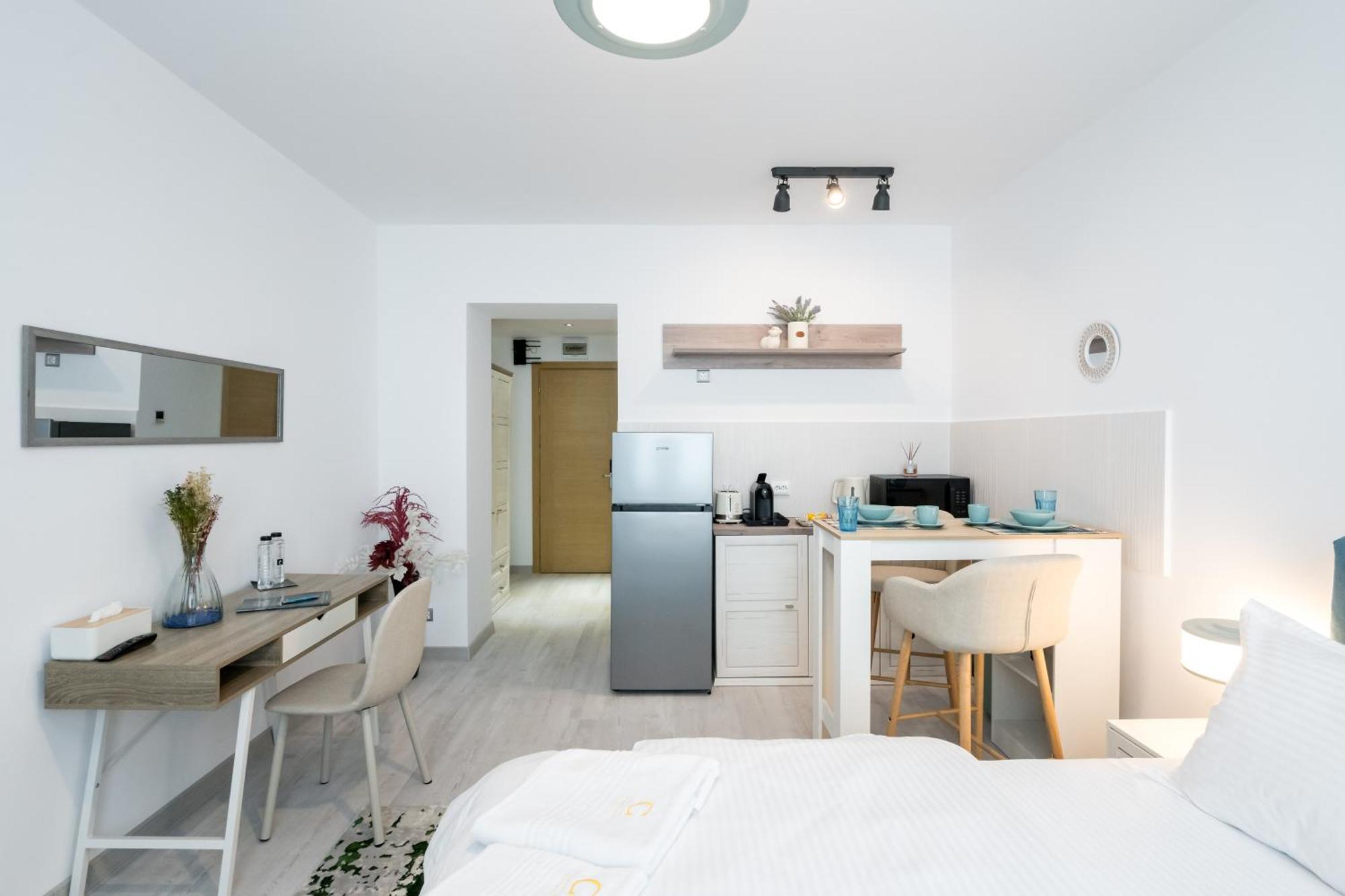 Charlotte Grand Bucharest Apartment Exterior photo