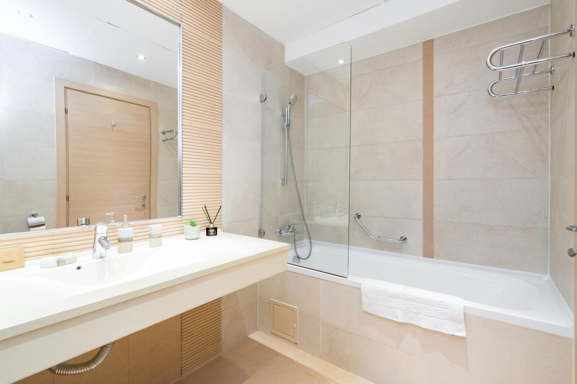 Charlotte Grand Bucharest Apartment Exterior photo